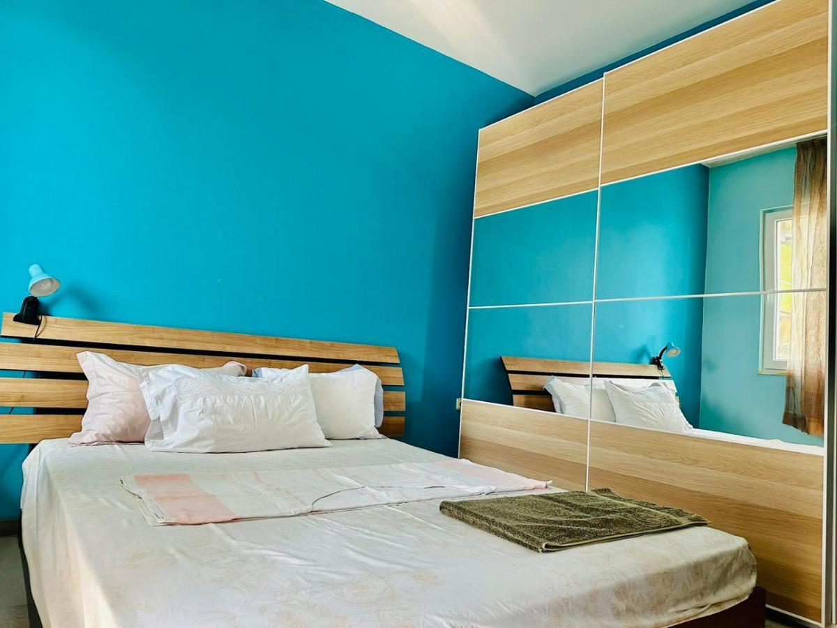Dulo'S Home Varna Luaran gambar